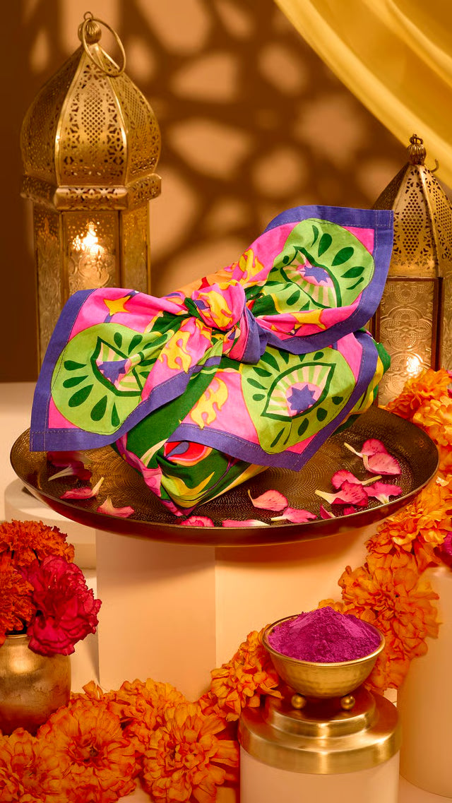 Roar And Shine Knot Wrap