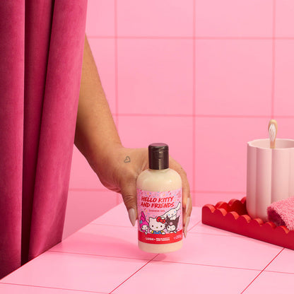 Hello Kitty &amp; Friends