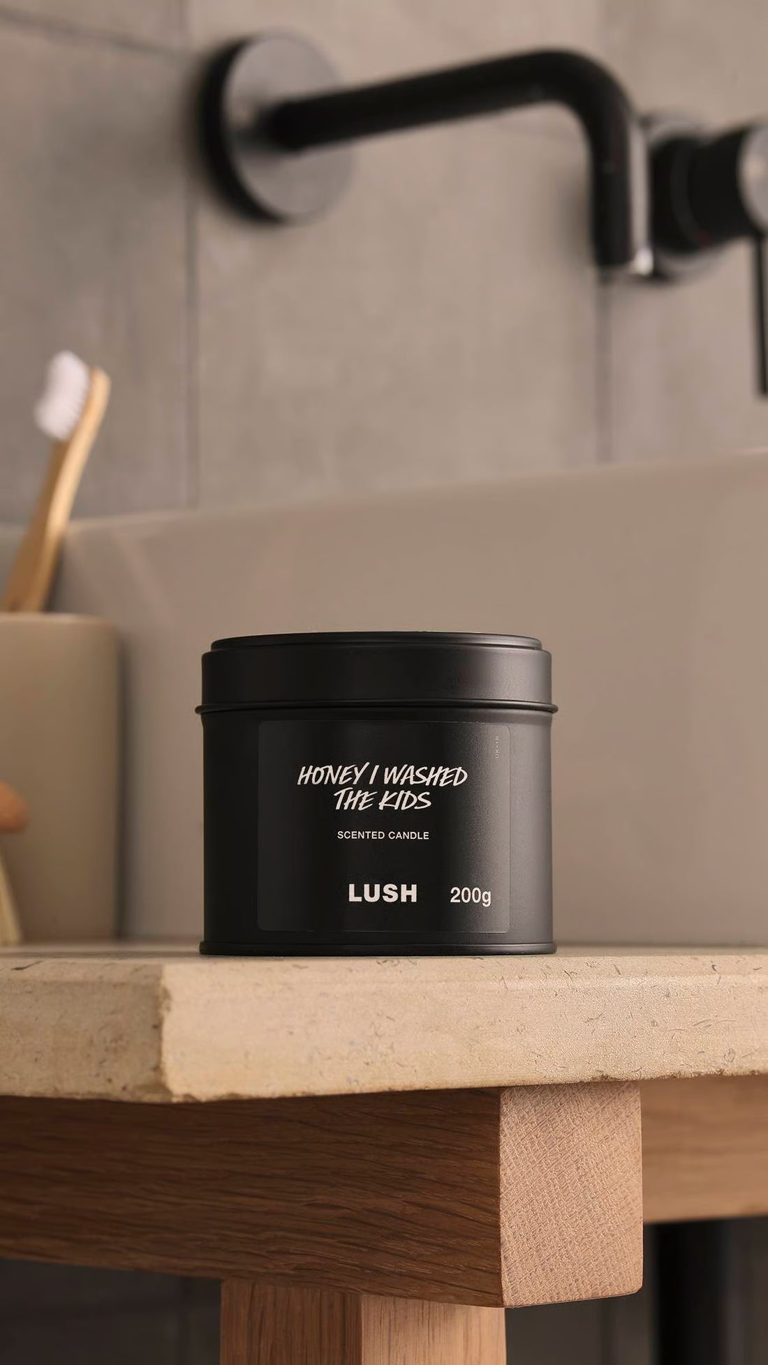 Honey I Washed The Kids ühe tahiga küünal