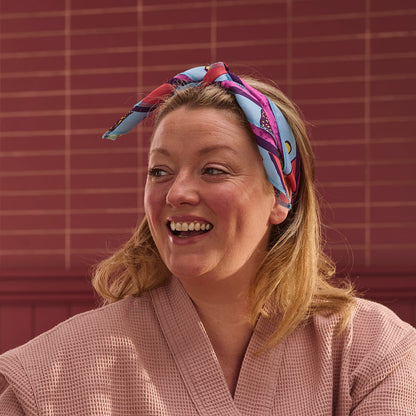 Satellite of Love Knot Wrap