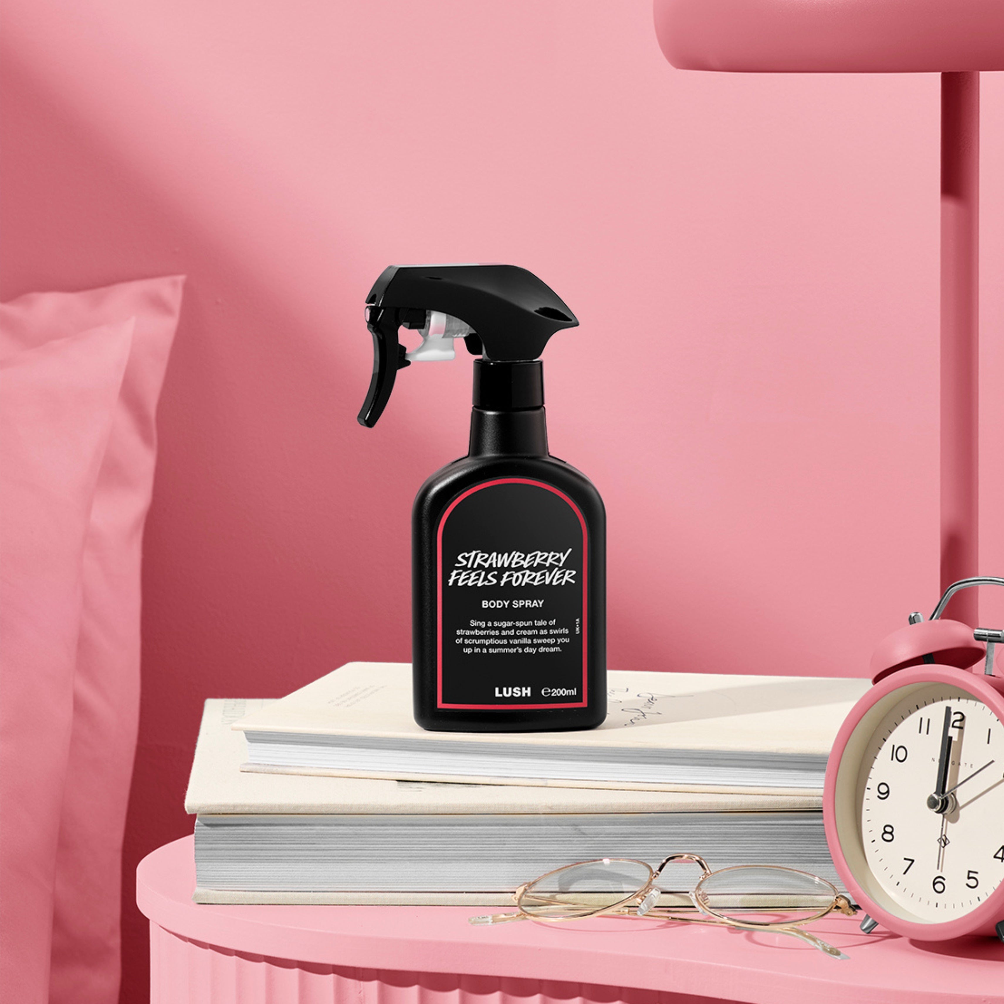 LUSH STRAWBERRY FEELS FOREVER ボディスプレー Strawberry Feels Forever | Body Spray | LUSH